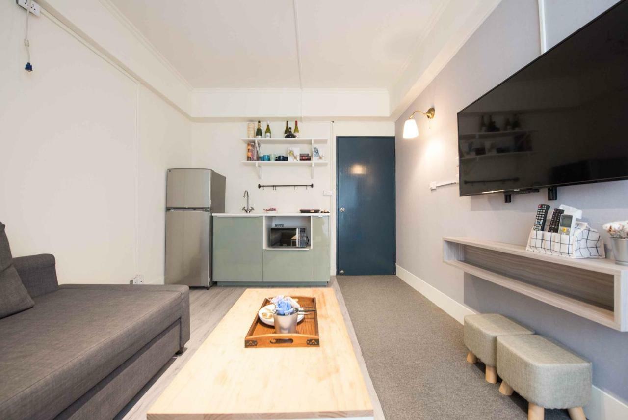 Apartament Bird Series Backpacker輕隔間背包客 Tainan Zewnętrze zdjęcie
