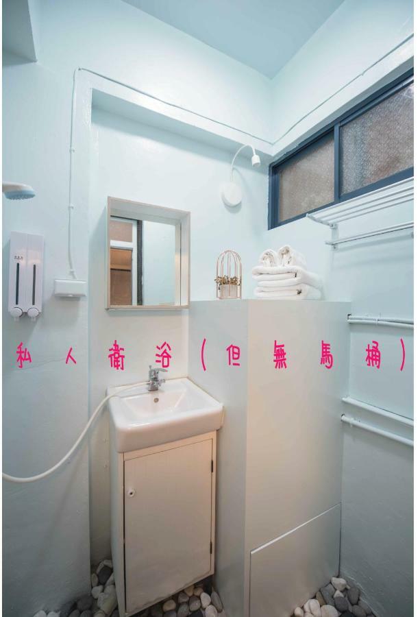 Apartament Bird Series Backpacker輕隔間背包客 Tainan Zewnętrze zdjęcie